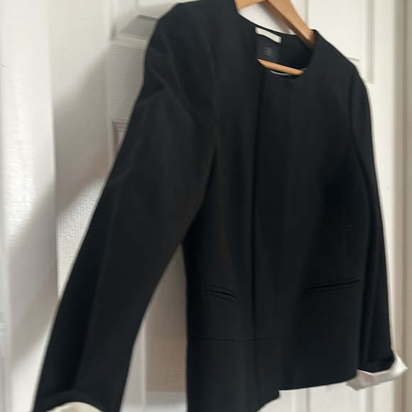 Banana Republic blazer - Picture 3 of 9